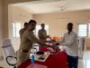 दो पुलिस कर्मियों को दी गई विदाई 