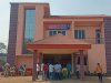 ग्रामीणों ने वारंट के बिरोध में किया थाने का घेराव 