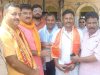 सरयू नदी से बच्चे को बाहर निकालने वाले जल पुलिस को विधायक अजय सिंह ने किया सम्मानित 