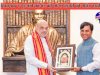 विधायक ने गृहमंत्री को भेंट की माँ समलेश्वरी की तस्वीर