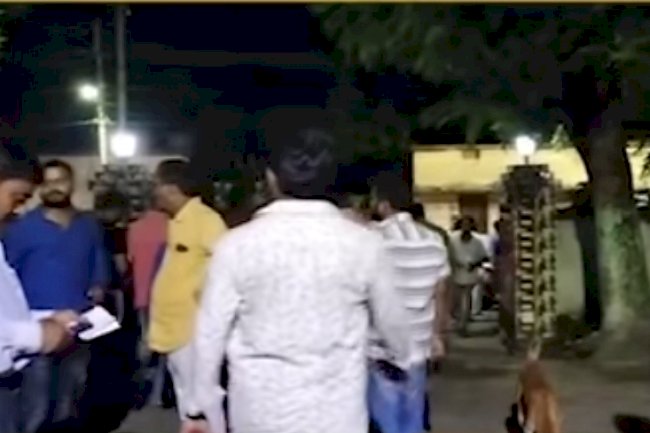 दो ट्रक मालिक संघ का विवाद पहुँची थाने