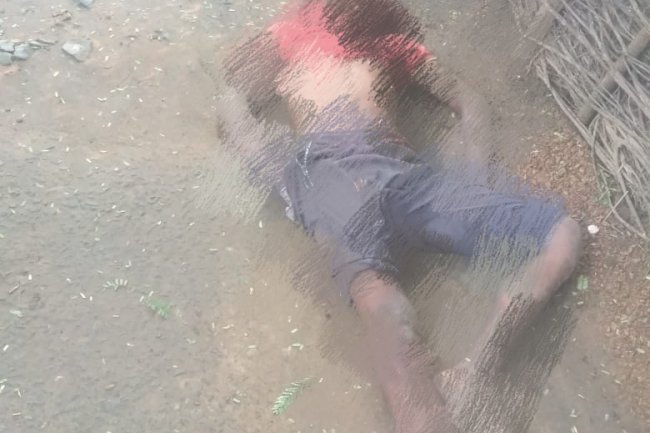 रेल पटरी के किनारे मिला शव अंचल में सनसनी 