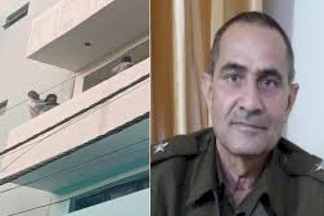 कायरों की भीड़ के सामने मरता जांबांज सिपाही 