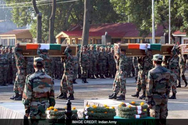 रक्षा सौदो की खानापूर्ती और सैनिक की शहादत 