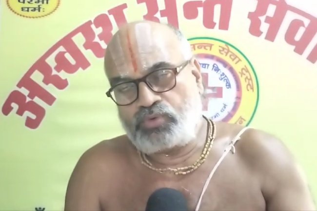 रामकुमार दास जी महाराज सच्चे मन से करते है दिन दुखियों की सेवा
