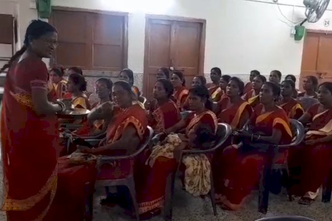 आंगनबाडी़ कर्मीयों ने मनाया सफलता का उत्सव 