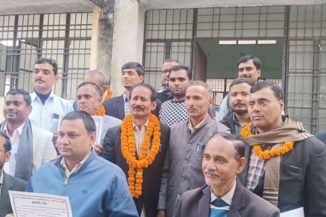 बार एसोसिएशन हर्रैया बस्ती का चुनाव सम्पन्न