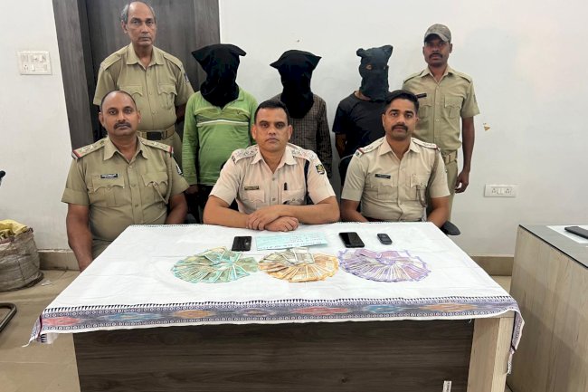 जुआ खेल मामले में तीन गिरफ्तार 