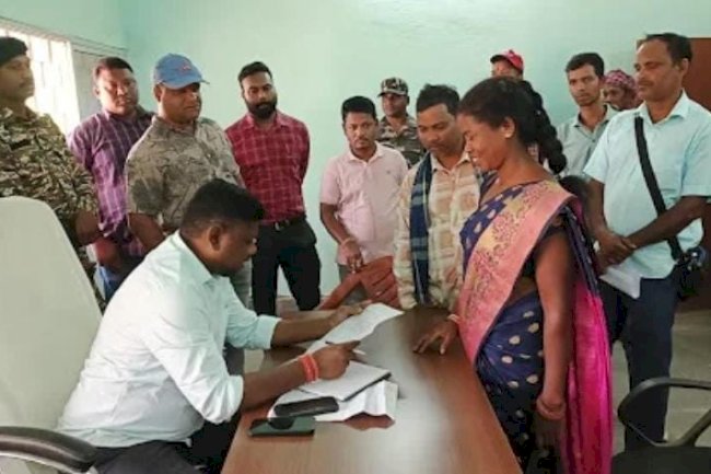 आनंदपुर में मासिक समीक्षा बैठक व जनता दरबार का आयोजन