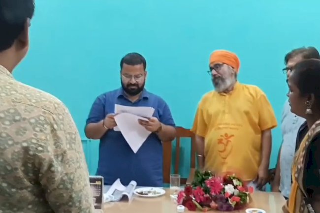 जिलाधिकारी के पास पहुँचा राजगांगपुर प्रखंड़ का विवाद 