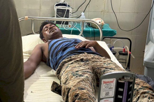 आइईडी ब्लास्ट में तीन जवान घायल एक शहीद 