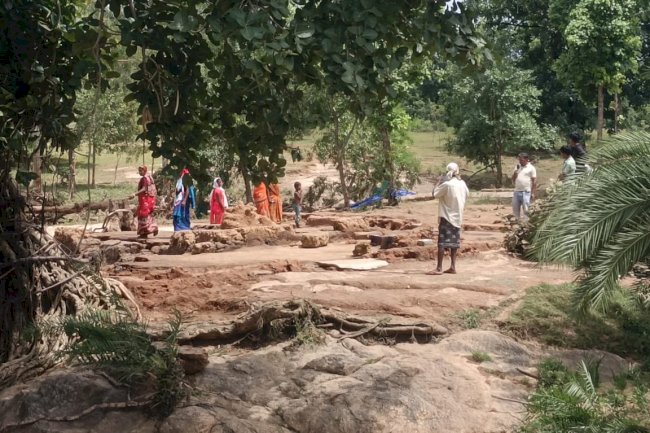 बलरामपुर जलाशय हादसा अफसरों की लापरवाही से गई आदिवासियों की जान 