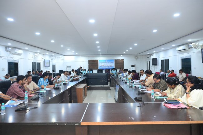 कलेक्ट्रेट में रसायनिक संकट पर अगली प्रबंधन बैठक