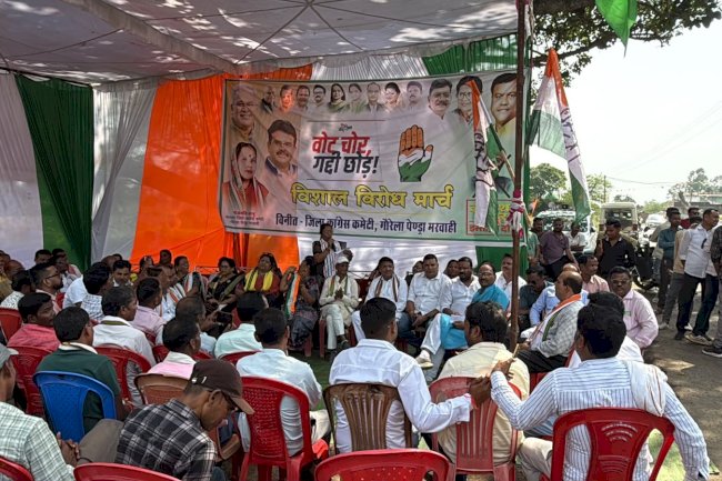 ज्ञानेश कुमार को हटाने की मांग को लेकर कांग्रेस का विशाल विरोध मार्च
