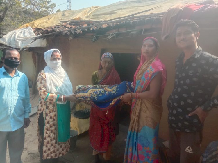 साराँश दैनिक के प्रयास से वृद्धा को मिल रही मदद 