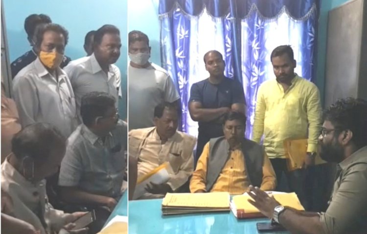 भाजपा कार्यकर्ताओं द्वारा खंड़विकास अधिकारी का घेराव