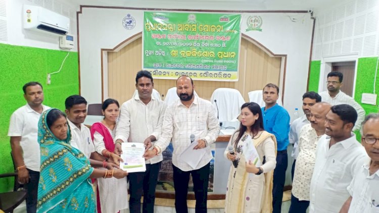 तीन महिने में निर्माण कार्य पूरा करने वाले को मिलेगे अतिरिक्त बीस हजार रुपये 
