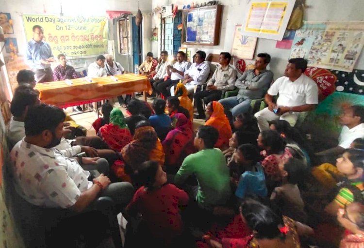 विश्व बालश्रम बिरोध दिवस पालन किया गया 