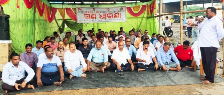 साइलो का निजीकरण के विरोध में आंदोलन का छठवाँ दिन
