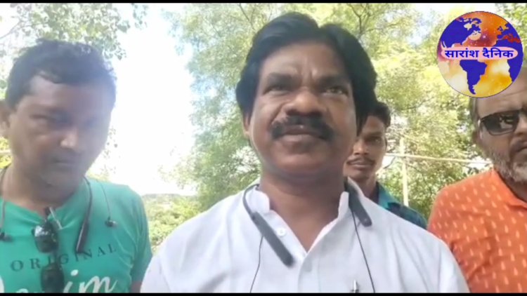 हर घर तिरंगा घर घर तिरंगा लक्ष्य हमारा शंकर ओराम 