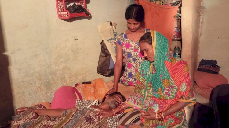 अज्ञात बीमारी से ग्रस्त घर का मुखिया इलाज के लिए धन बना बाधक 