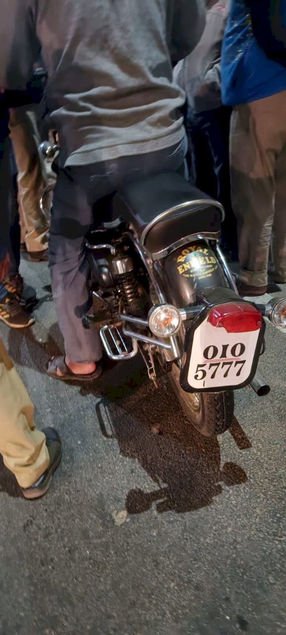 बुलेट की टक्कर से युवक जख्मी 