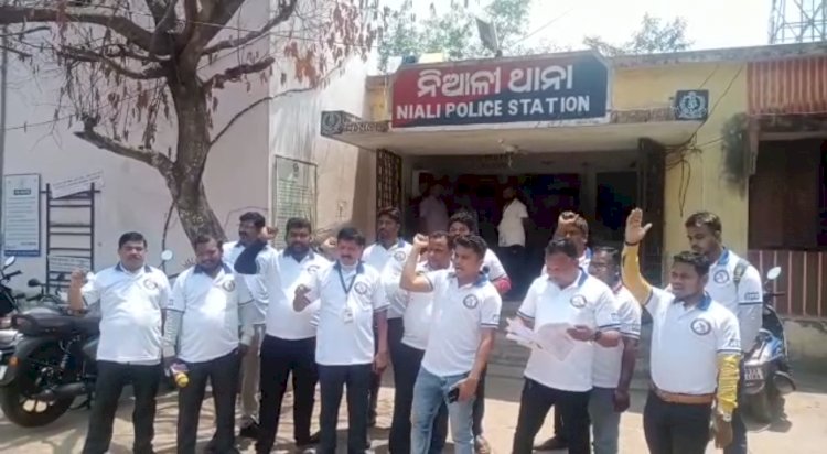 ओडिशा डिजिटल मीडिया महासंघ ने पत्रकार के न्याय के लिए उठाई आवाज 