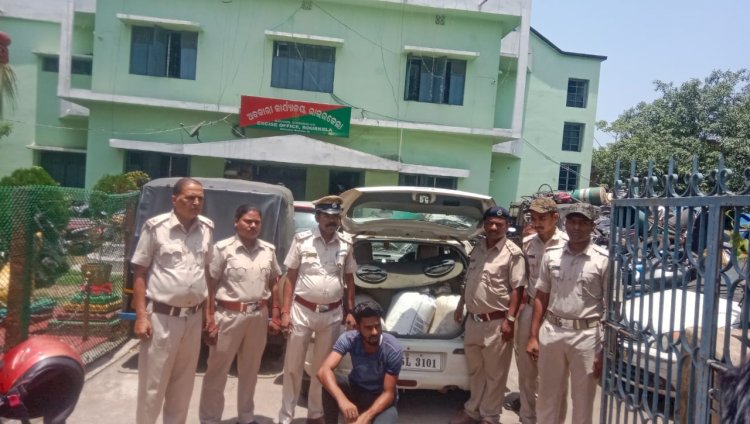 500 लीटर शराब के साथ अभियुक्त गिरफ्तार कार जब्त 