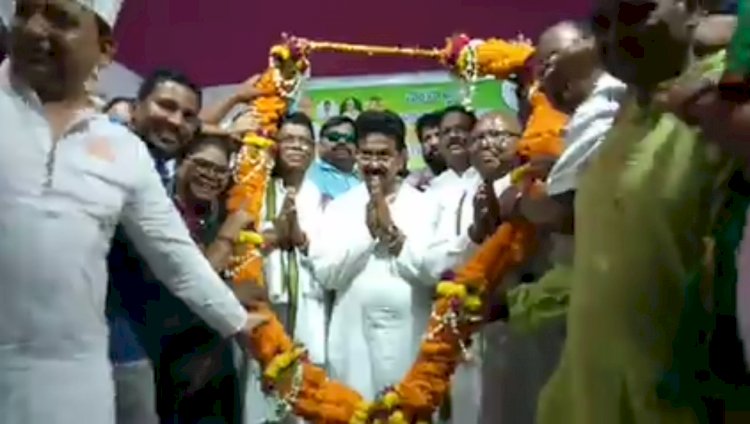 श्रम मंत्री का राजगांगपुर में भव्य स्वागत 