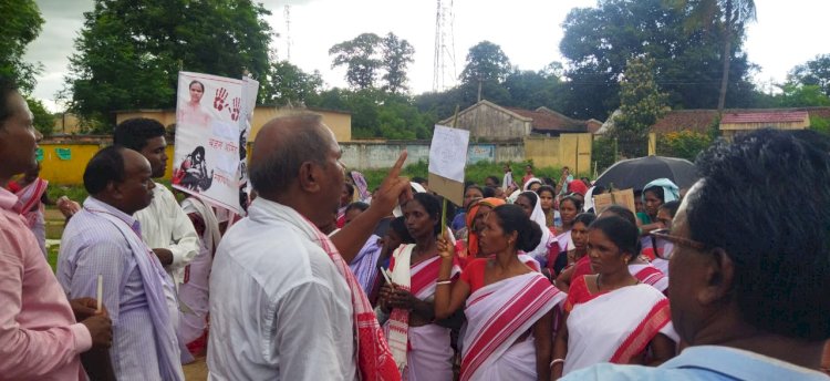 अध्यापिका के हत्यारे को फांसी की मांग 