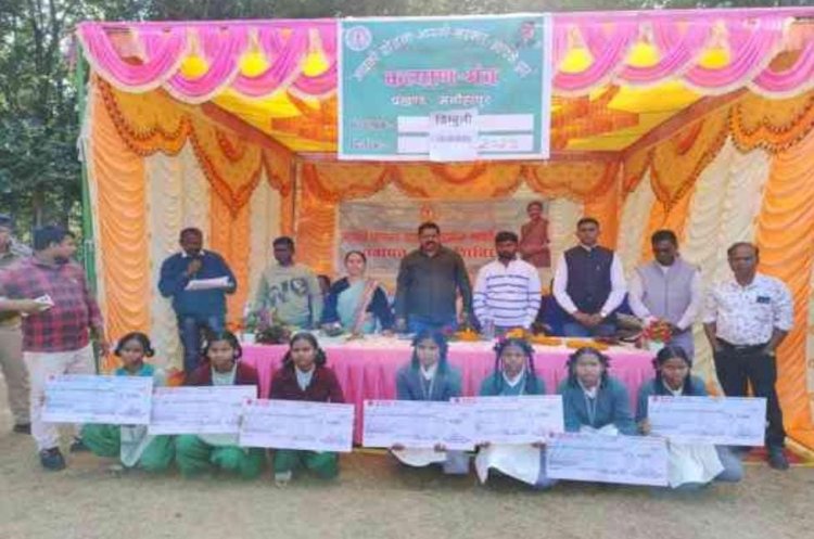 लाभुकों के बीच परिसंपत्ति का वितरण