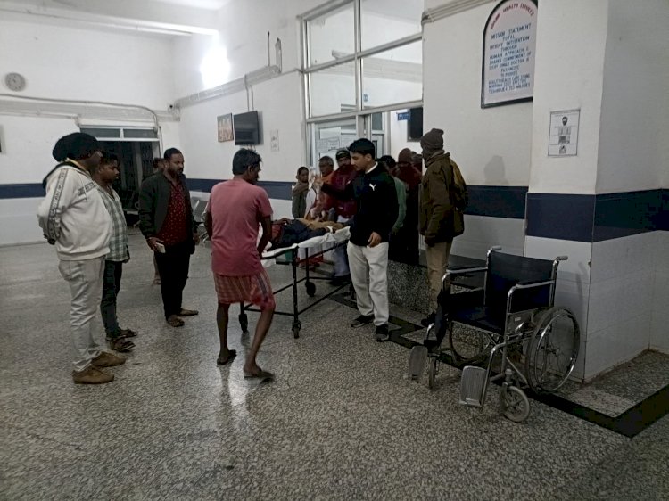 भुजाली के हमले से युवक गंभीर रूप से घायल 