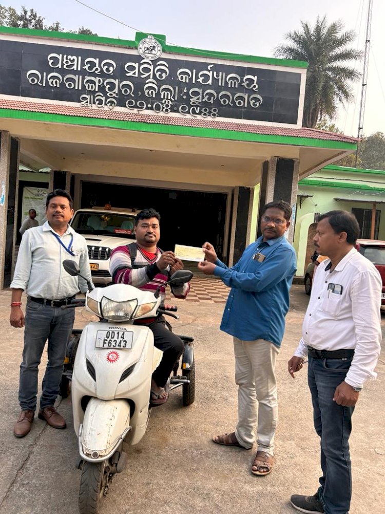 पांडियन ने एक घंटे में दिव्यांग की मांग पूरी की 