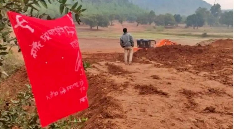 लेवी नहीं तो काम नहीं पोकलेन में लगा दी आग 