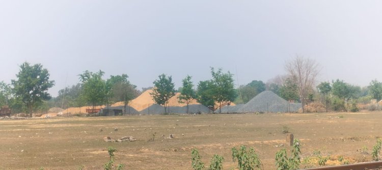 ठेकेदार की मनमानी पर चुप क्यों है खनिज विभाग 