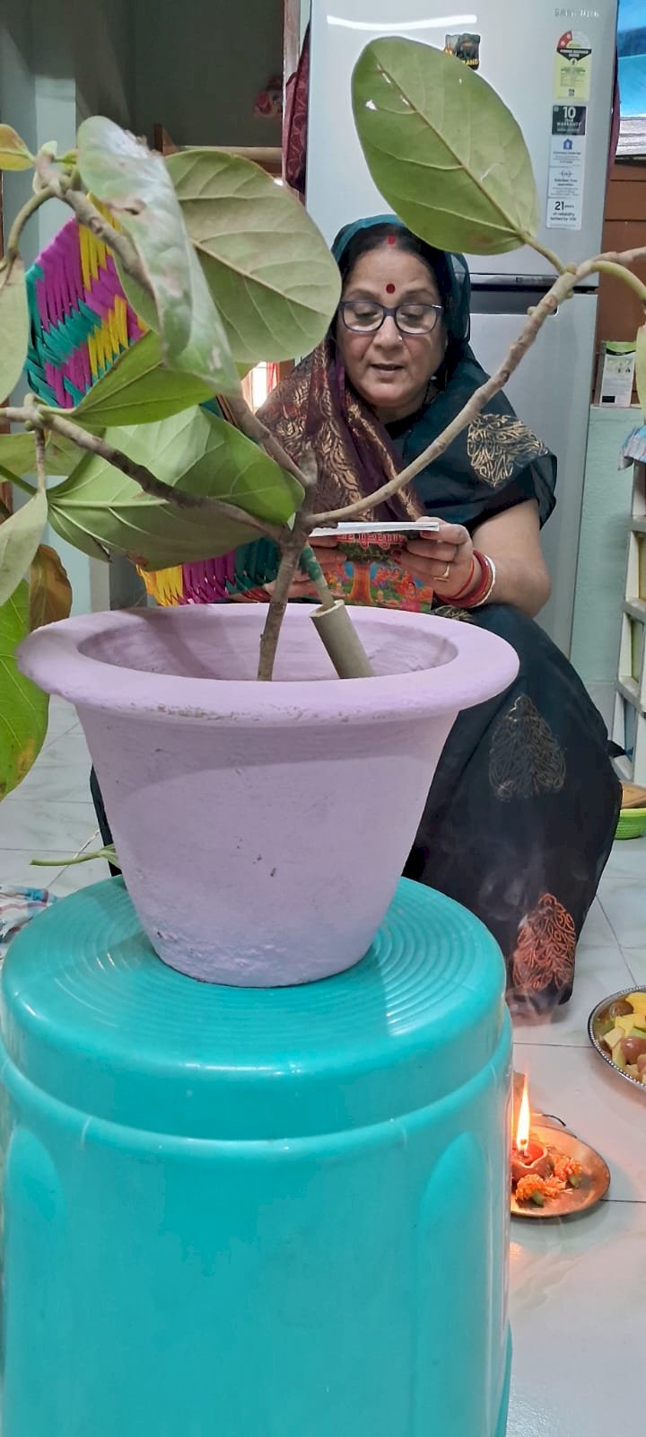 आज सुहागिन महिलाओं ने की वट सावित्री पूजा 