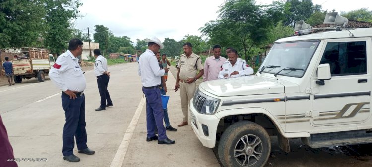 सरगुजा पुलिस ने 88 वाहन चालको से 55750 समन शुल्क वसूले 