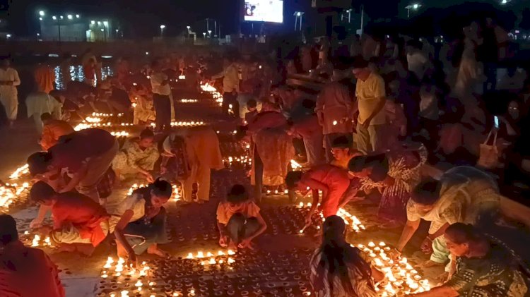 सरयू तटपर दीपोत्सव का भव्य कार्यक्रम 