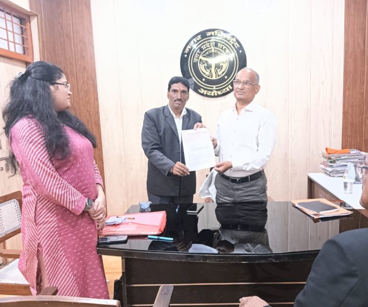 रामलीला मंचन पर छिड़ा महाभारत 