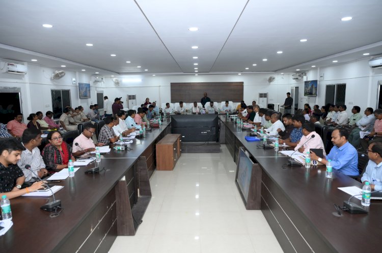 केंद्रीय मंत्री एवं सुंदरगढ़ सांसद द्वारा समीक्षा बैठक आयोजित 