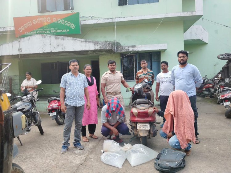 अवैद्य महुआ शराब निर्माण पर आबकारी विभाग की कड़ी कार्यवाही 