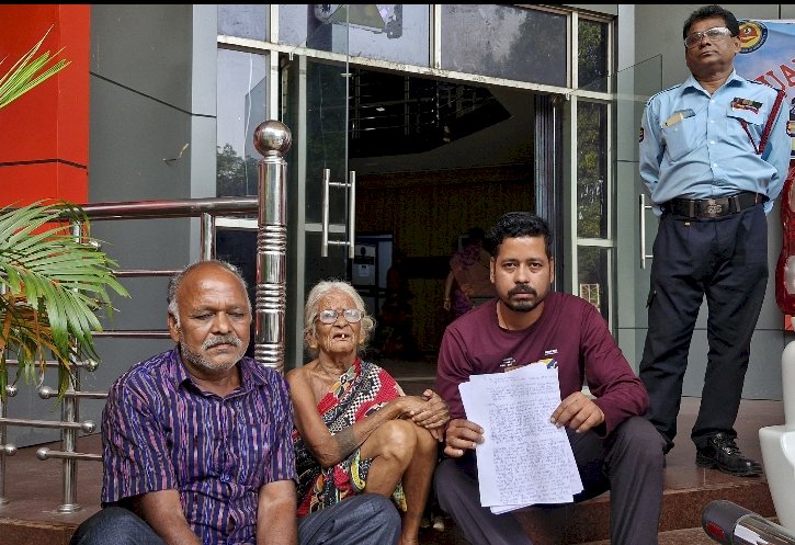 88 साल की एक महिला जीवित रहने के लिए हिंगुला महाप्रबंधक से लगाई गुहार