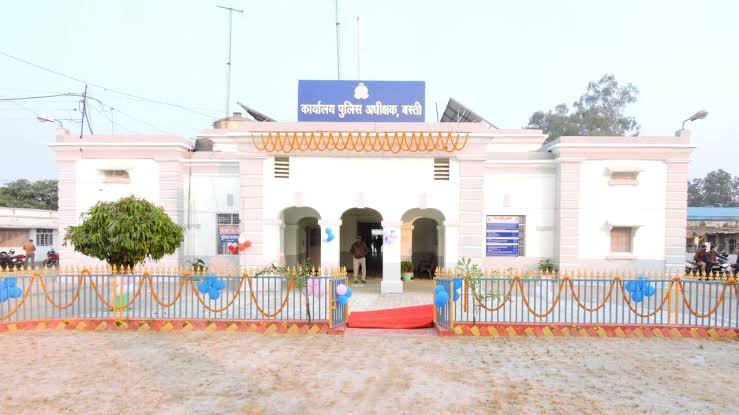 पुलिस महकमे में क‌ई थानेदारों की गई थानेदारी क‌ई को बेहतर काम का इनाम