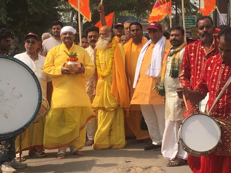 लव कुश भवन वाल्मीकि आश्रम से निकली भव्य प्रभात फेरी
