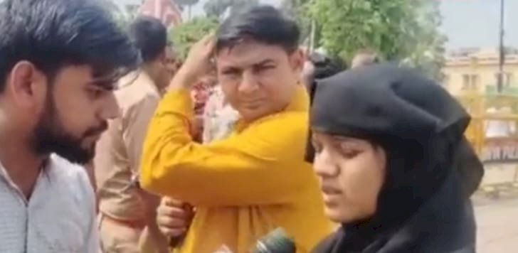 राम लला का दर्शन करने पहुंची मुस्लिम महिला