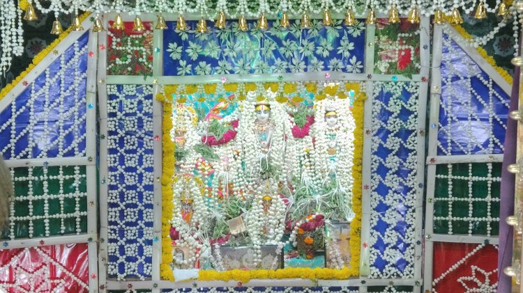 फूल बंगला उत्सव में जगमगाया श्रीकनक बिहारी सरकार और श्रीलाल साहब का दरबार