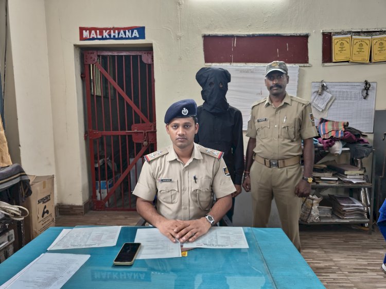 कुछ ही घंटों में चोरी के मोबाइल के साथ आरोपी गिरफ्तार 