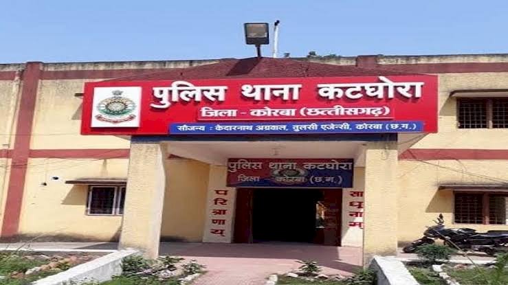 जंगल से महिला का शव बरामद हत्या की आशंका 