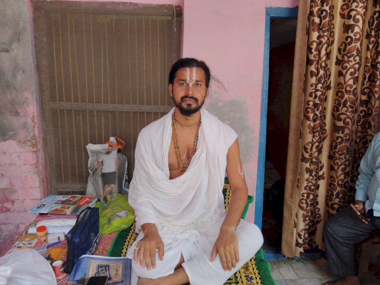 धूमधाम से मनाई जा रही है पूर्वाचार्य मंत्रम बिहारी शरण  महाराज की पुण्यतिथि