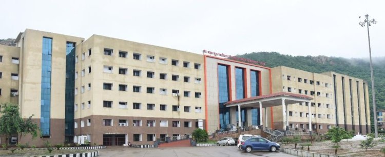  एनेस्थीसिया तकनीक की दिशा में रायगढ़ मेडिकल कॉलेज ने हासिल की महत्वपूर्ण उपलब्धि